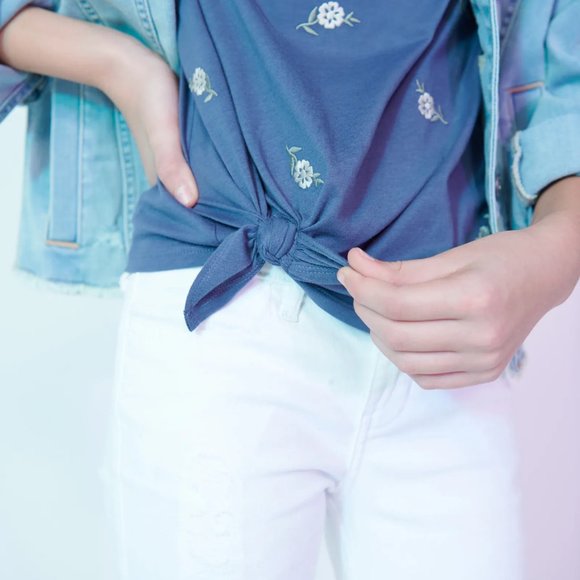 Abercrombie Kids Side-Tie Floral Tee - Picture 2 of 4